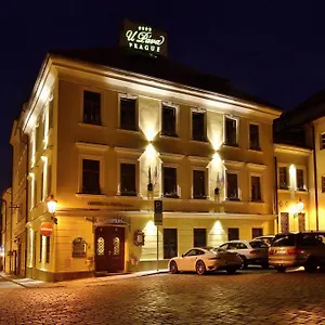 U Pava Szálloda