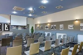 Automobil Hotel Krakow 3*,