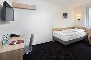 Automobil Hotel Krakow
