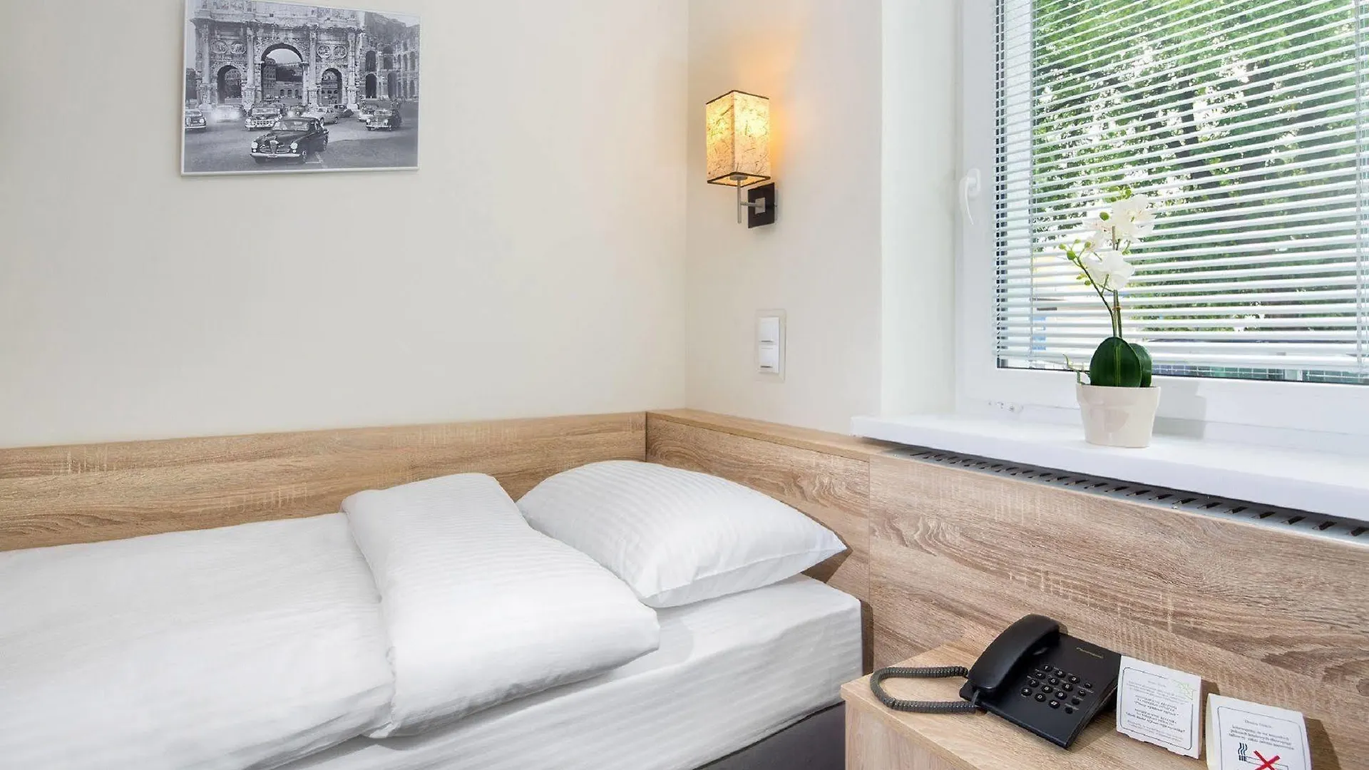 Automobil Hotel Krakov 3*,  Polsko