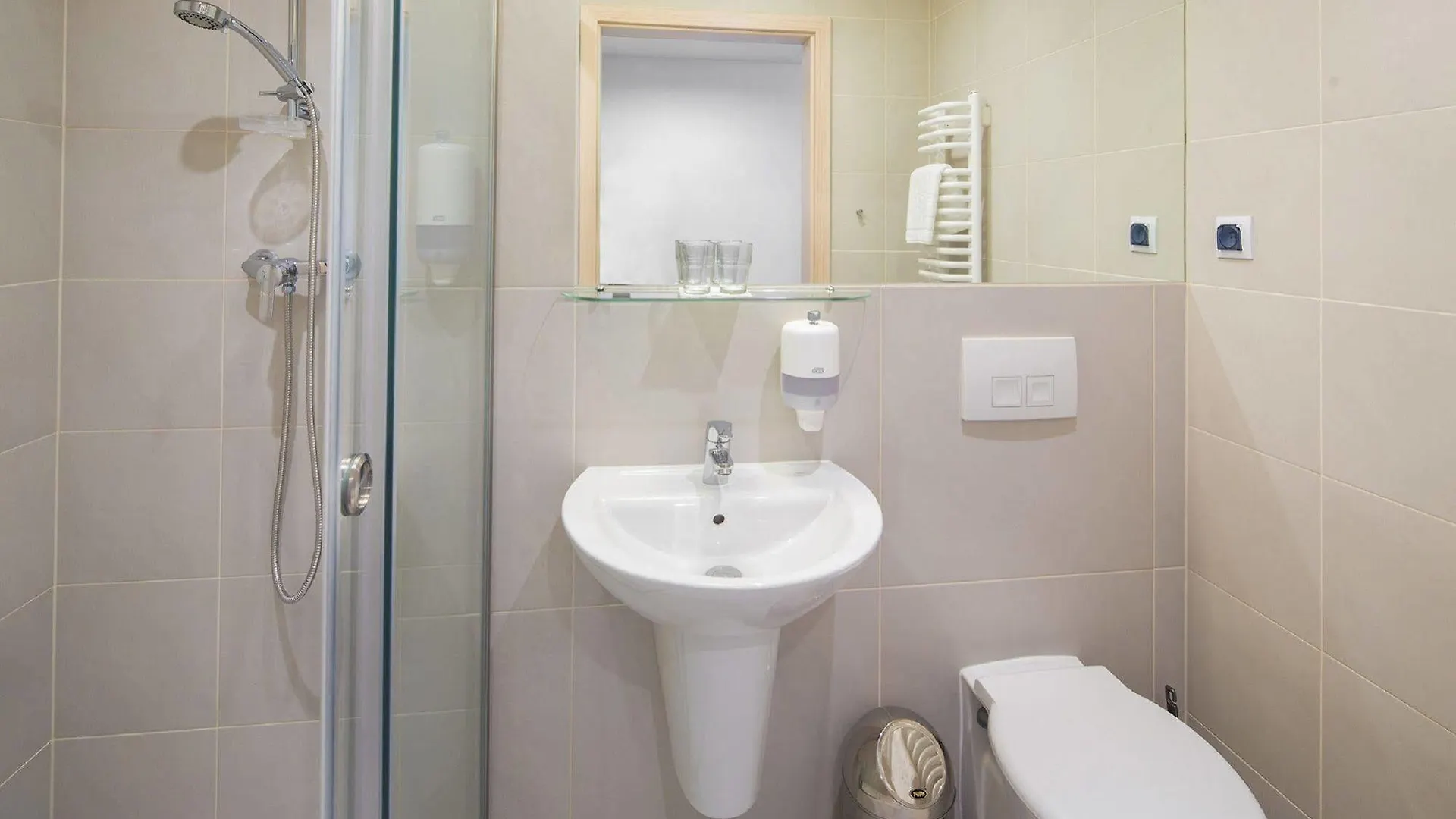 Automobil Hotel Krakow