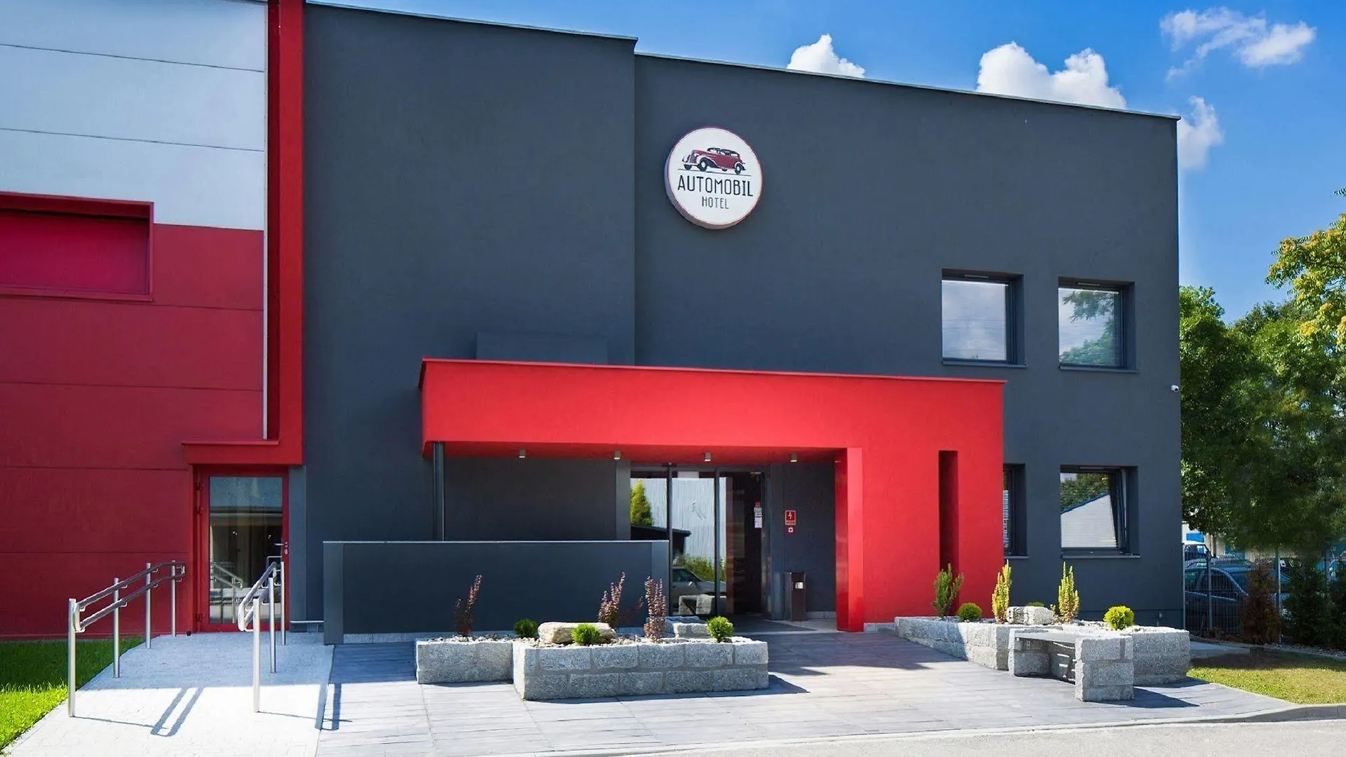 Automobil Hotel Krakov