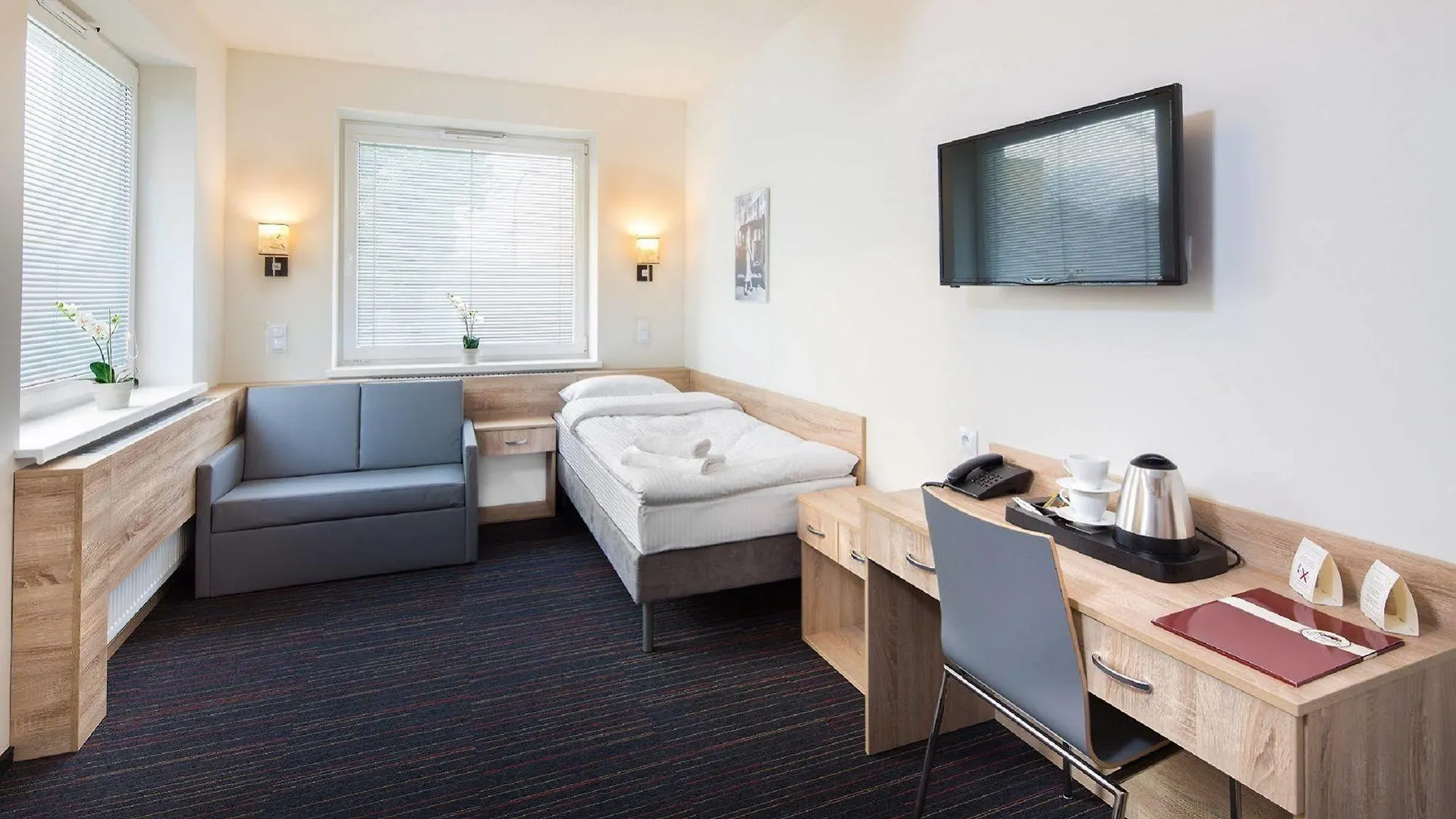 Automobil Hotel Krakow Poland