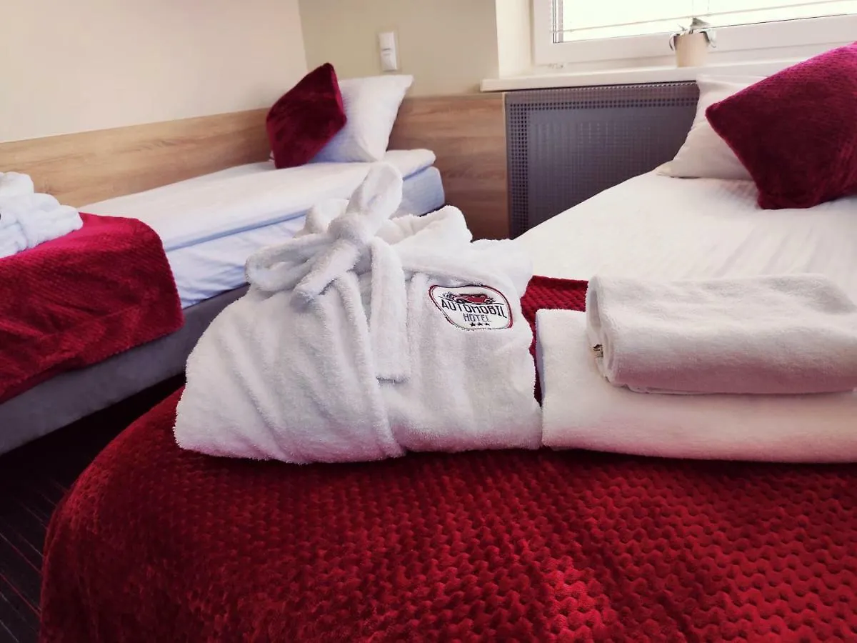 Automobil Hotel Krakov
